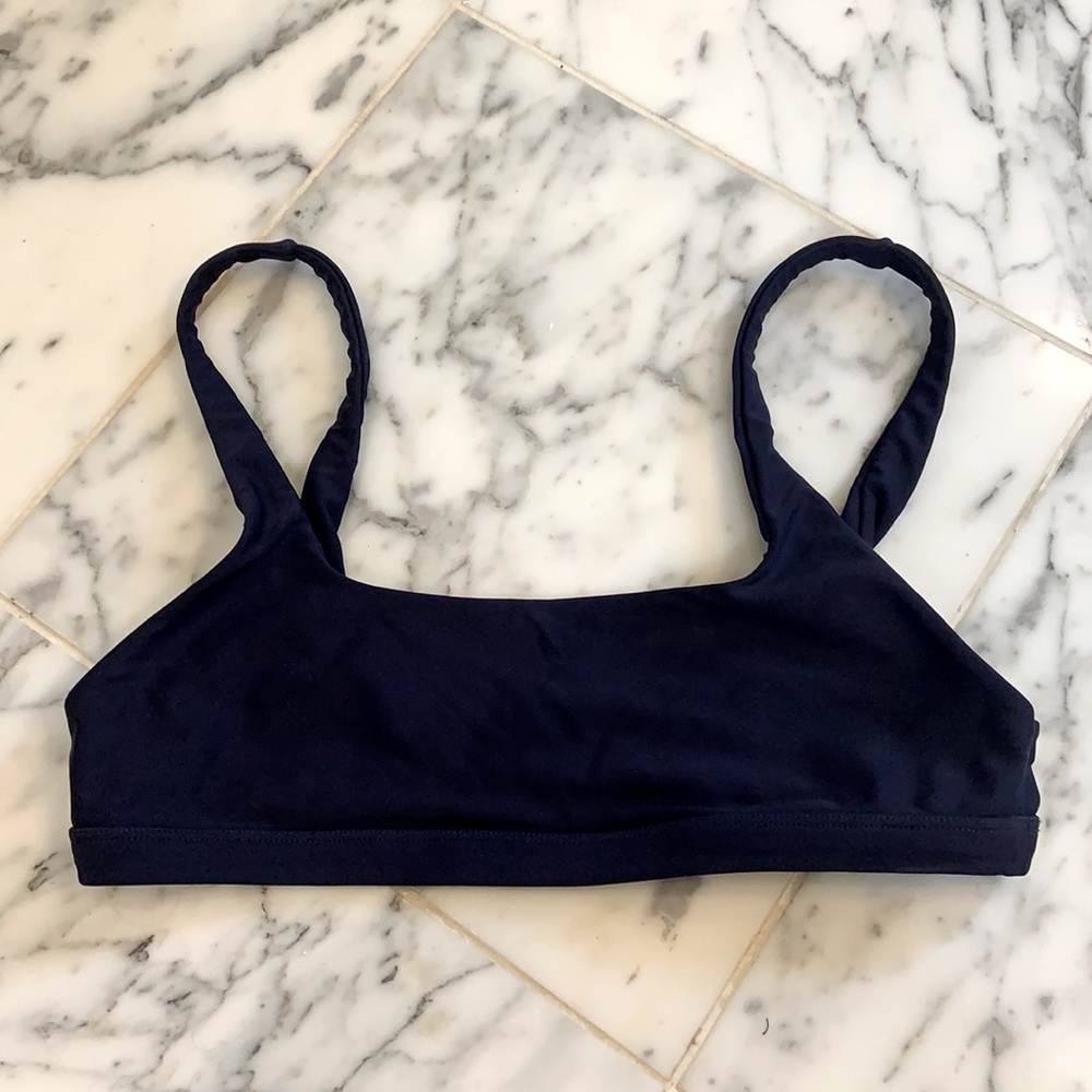 BENOA Bathing suit Top Size M Navy Blue MINT